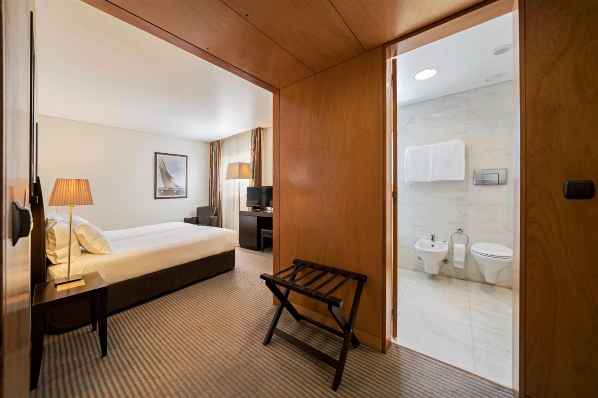 Double or Twin Room,1274443021:JPEG