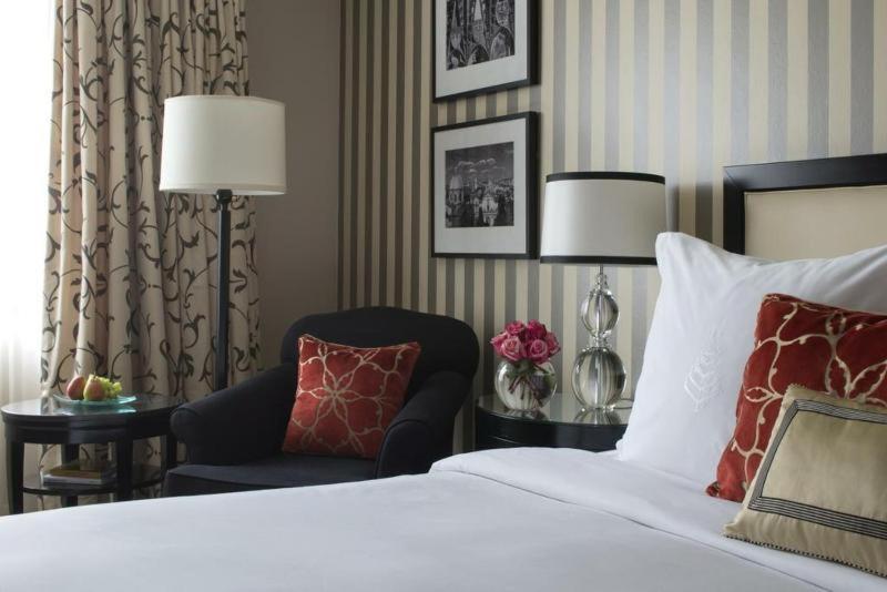 Quarto Superior com Cama King-size