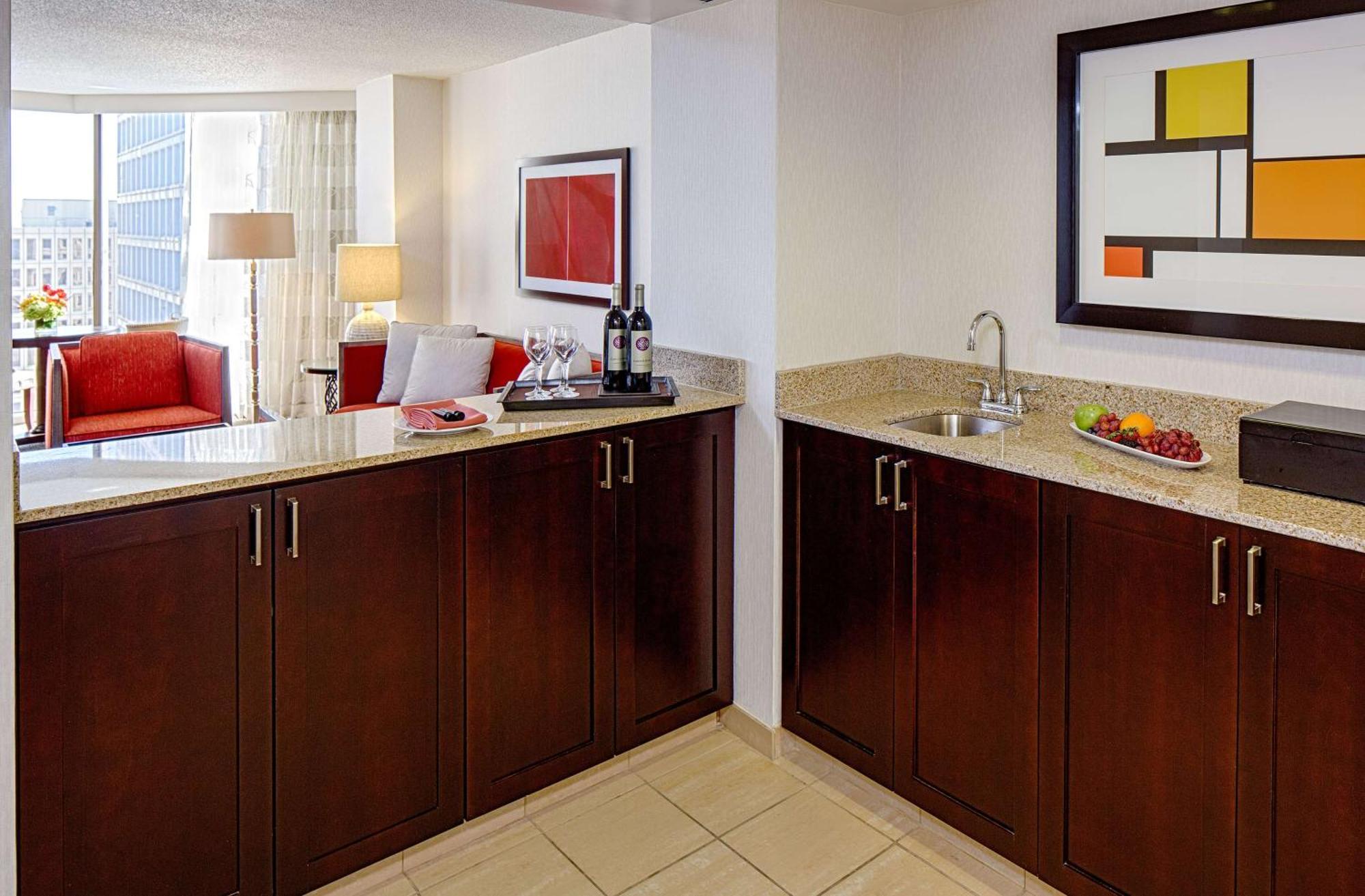 Queen Room with Two Queen Beds - Non-Smoking,1275600520:JPEG