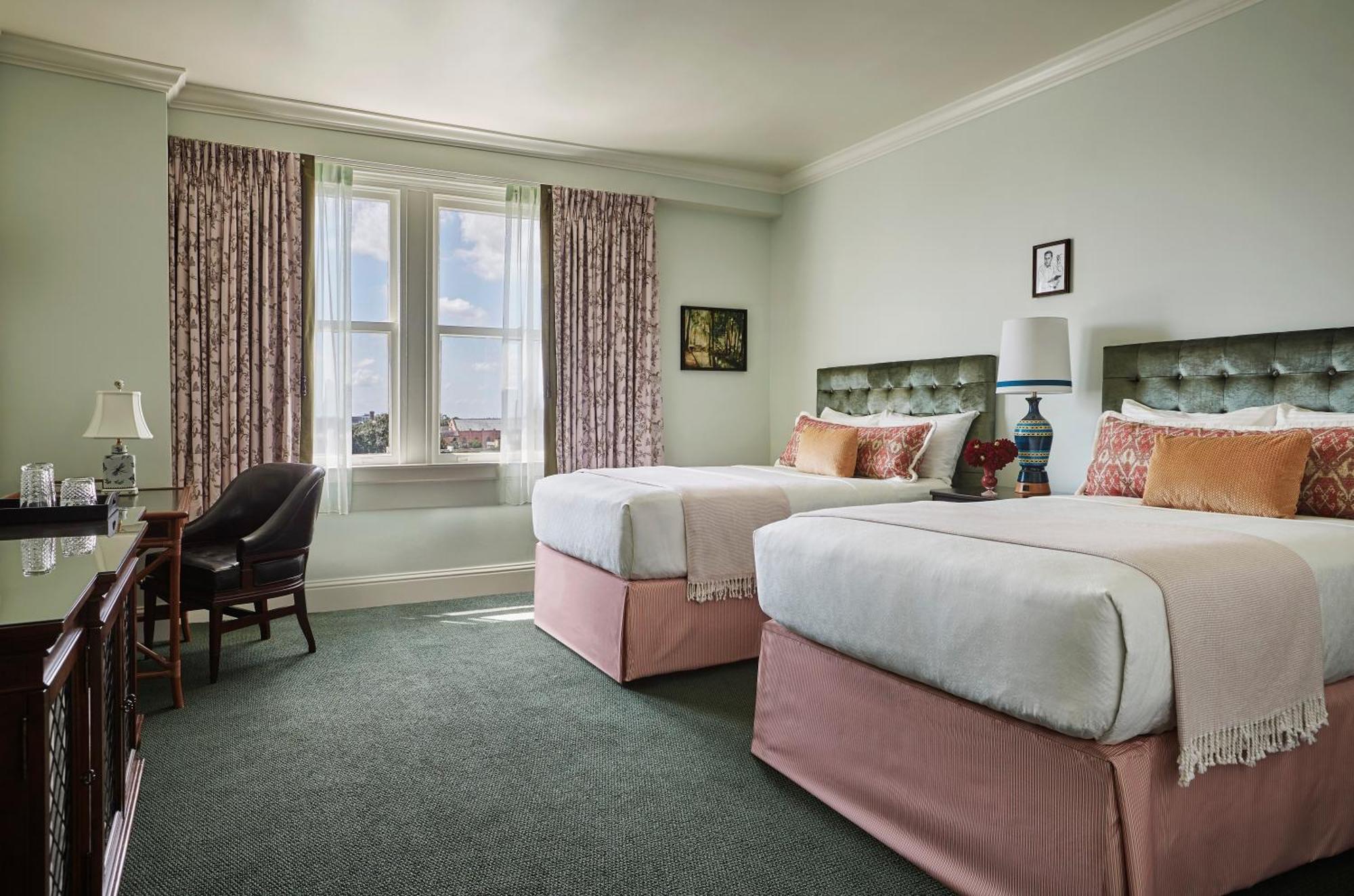 Double Room,1703569895:JPEG