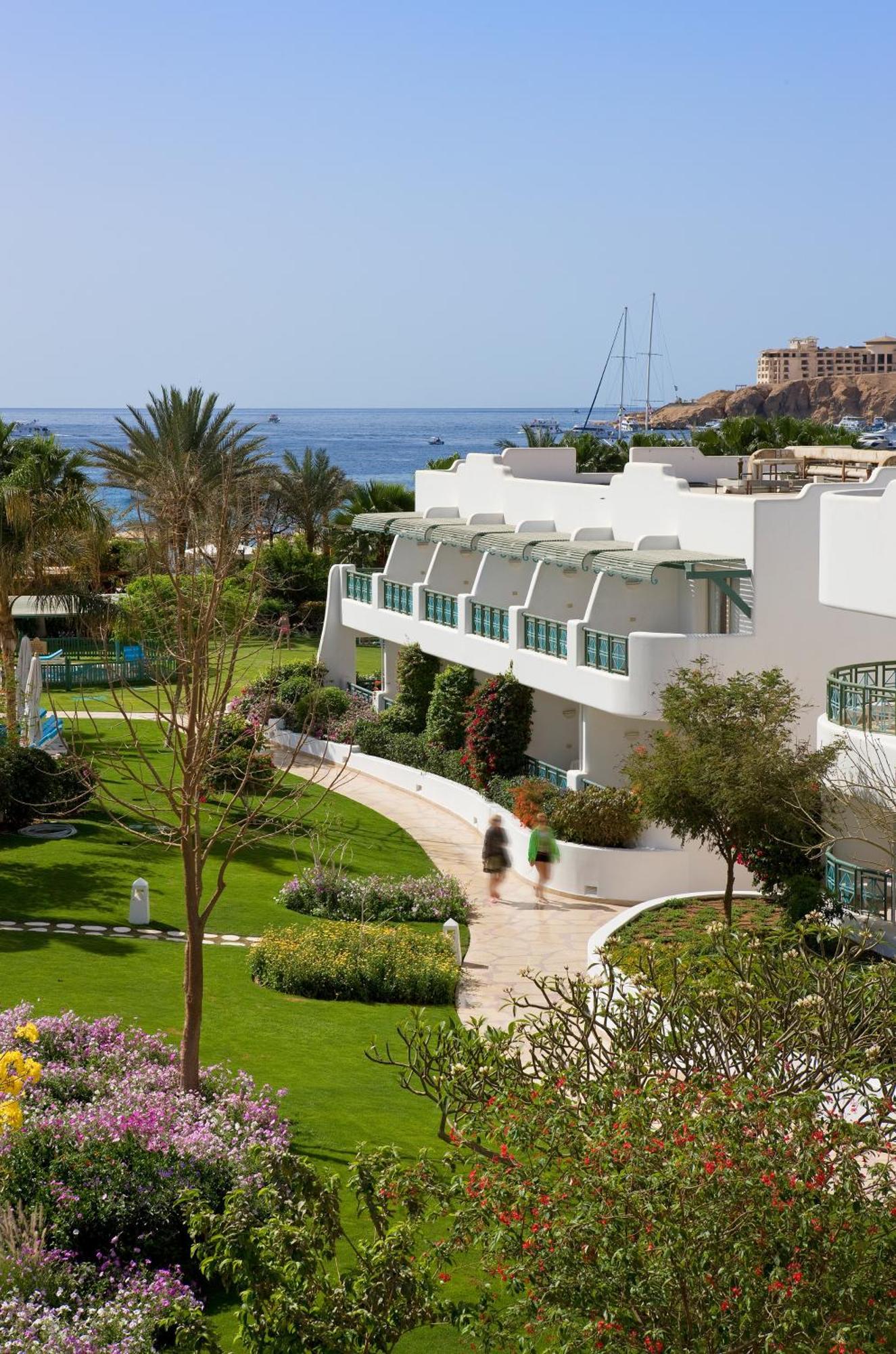  Habitación Superior - 2 camas individuales - Orientada hacia el jardín (ala Playa)