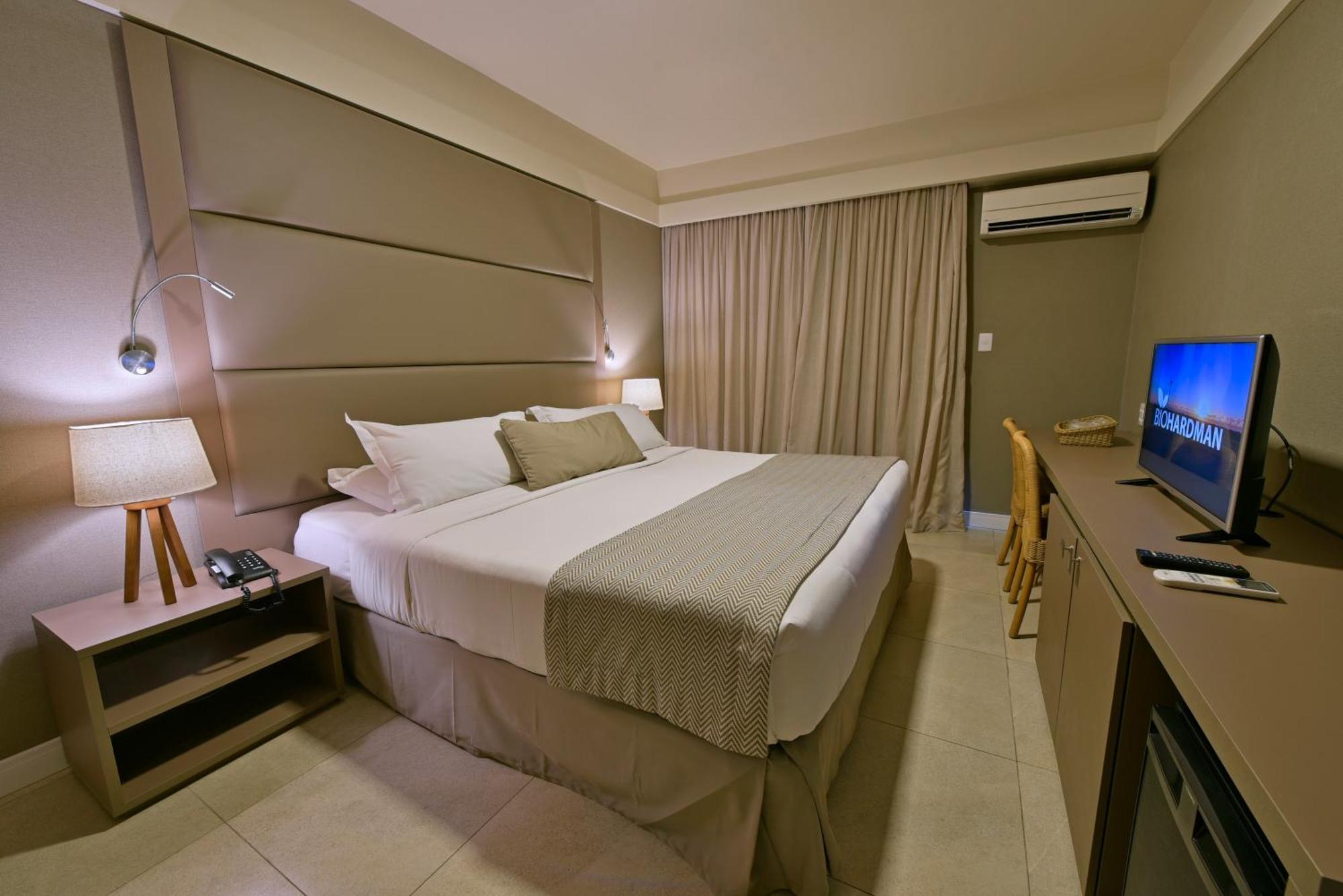 Deluxe Room,705731266:JPEG