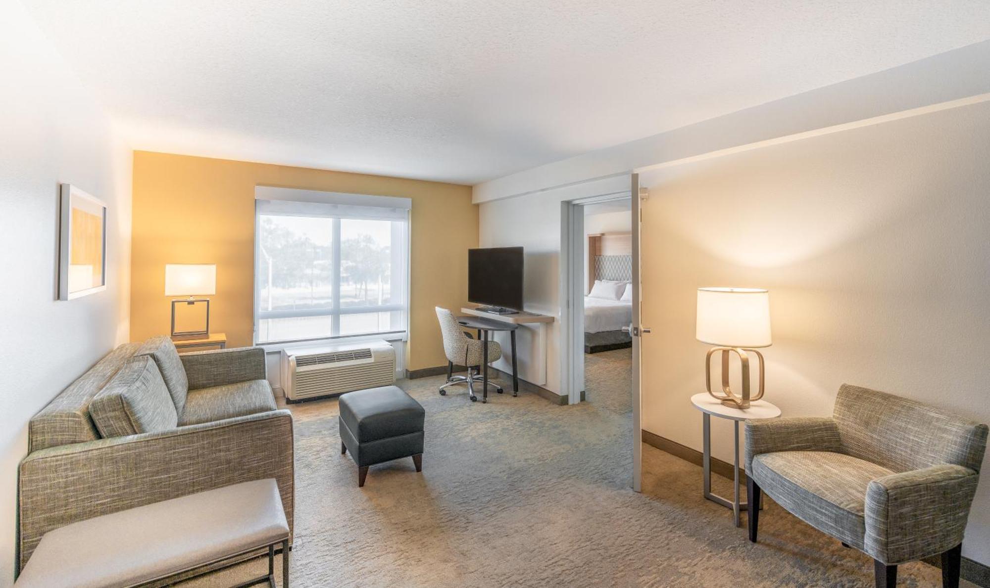 One-Bedroom King Suite