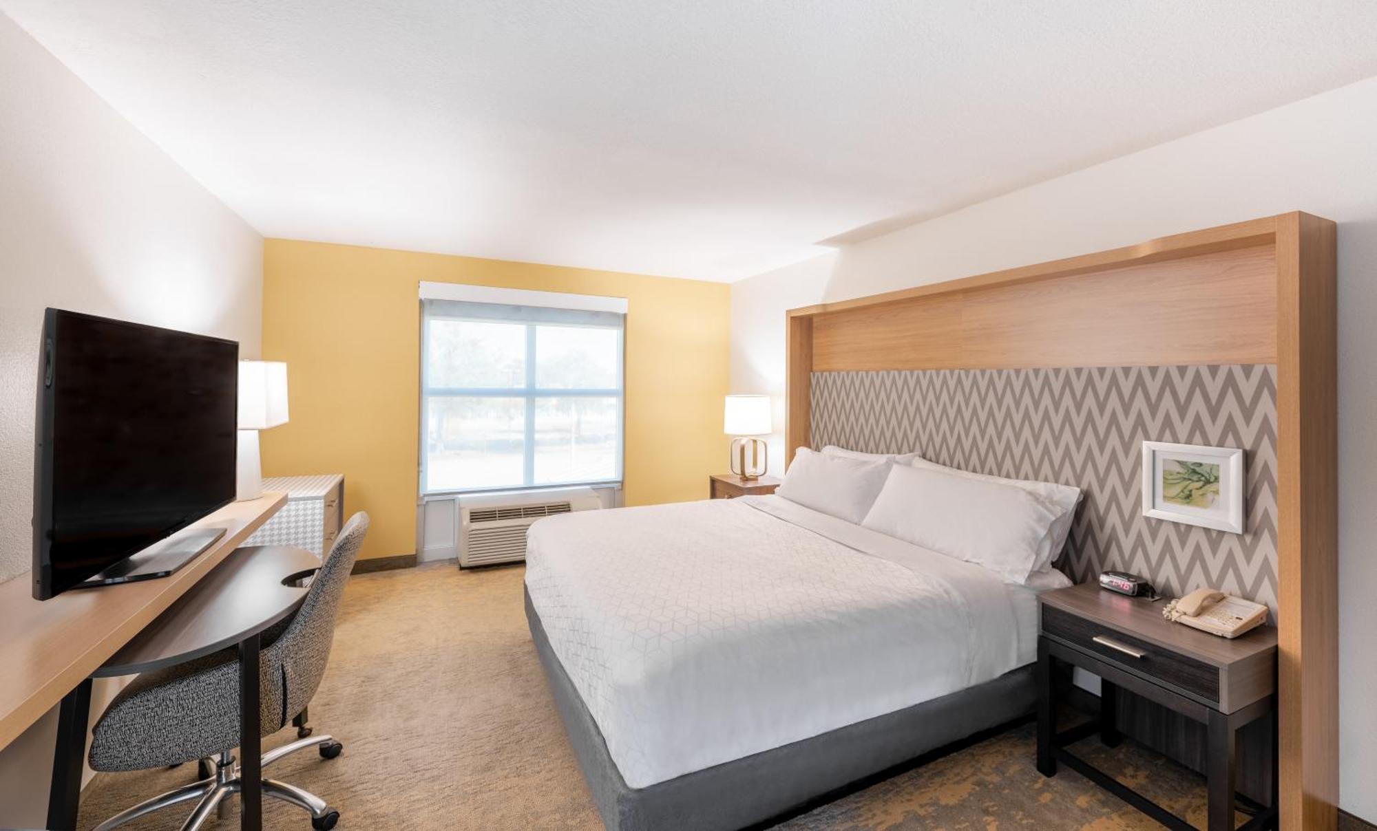 Standard King Room