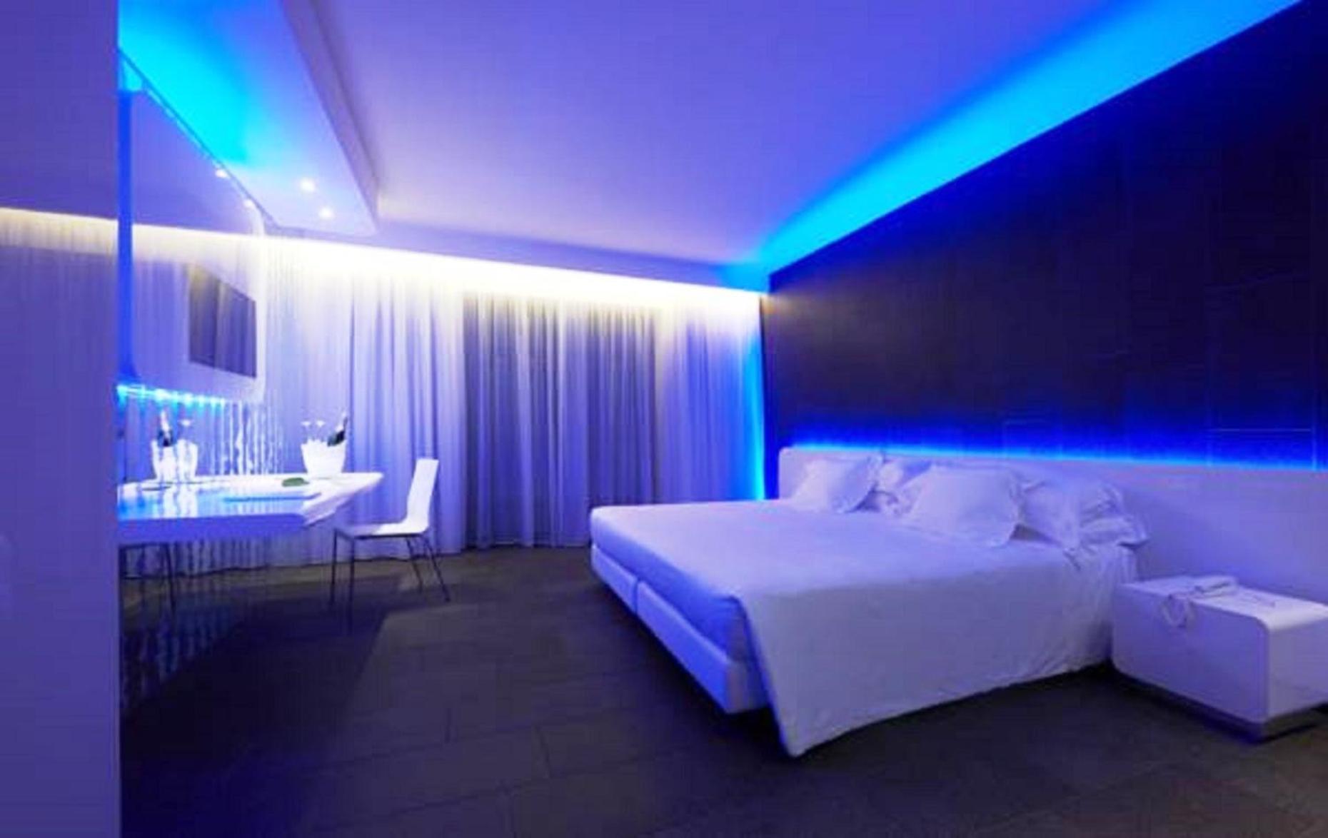 Double or Twin Room Balcony