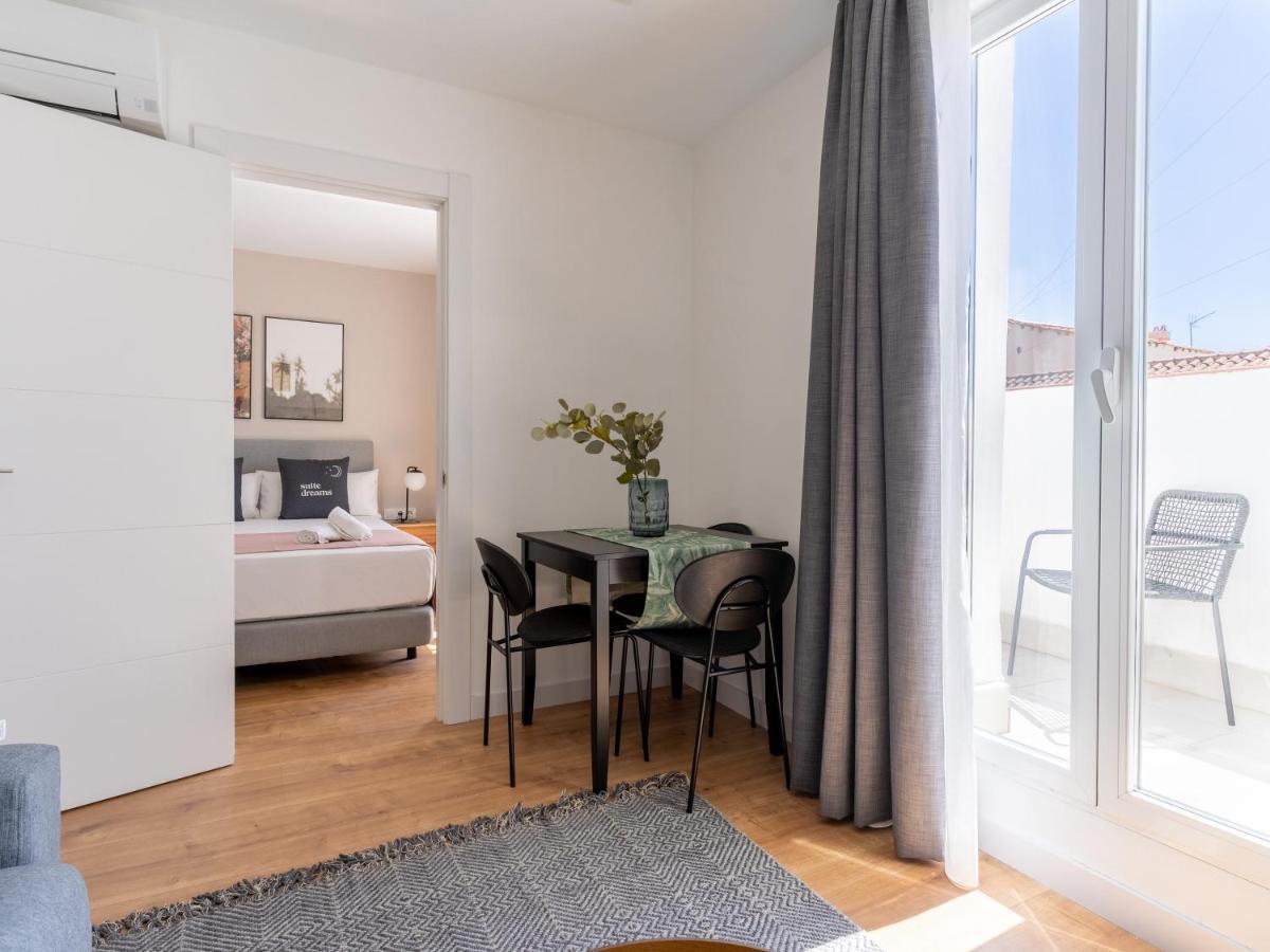 One-Bedroom Apartment Terrace