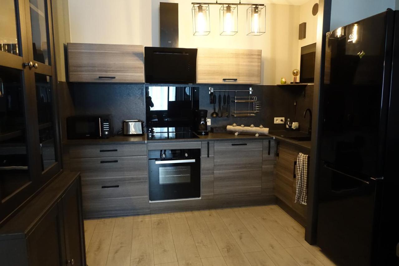 Two-Bedroom Apartment,1294311211:JPEG