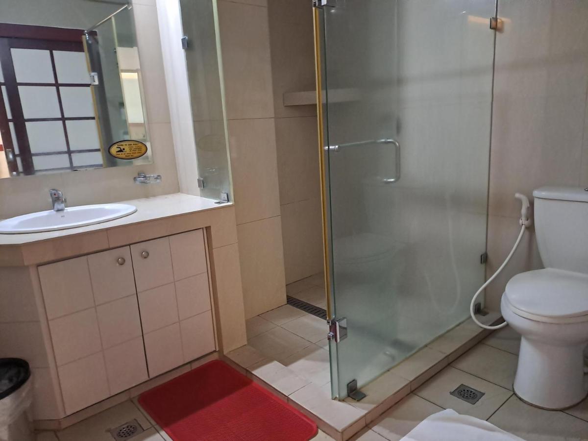 Lagoon Balcony,1294573666:JPEG