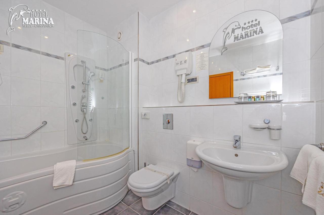 Double Room with Balcony and Park View