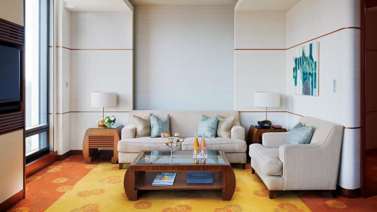 Executive Suite with Twin Beds,1498843189:JPEG