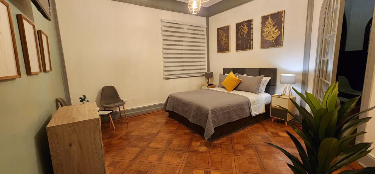 Quarto Duplo com Banheira de Hidromassagem