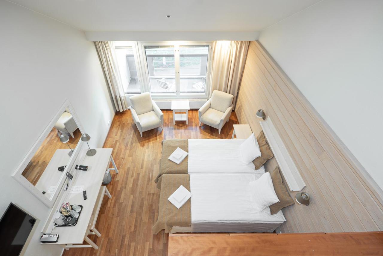Superior Family Room
