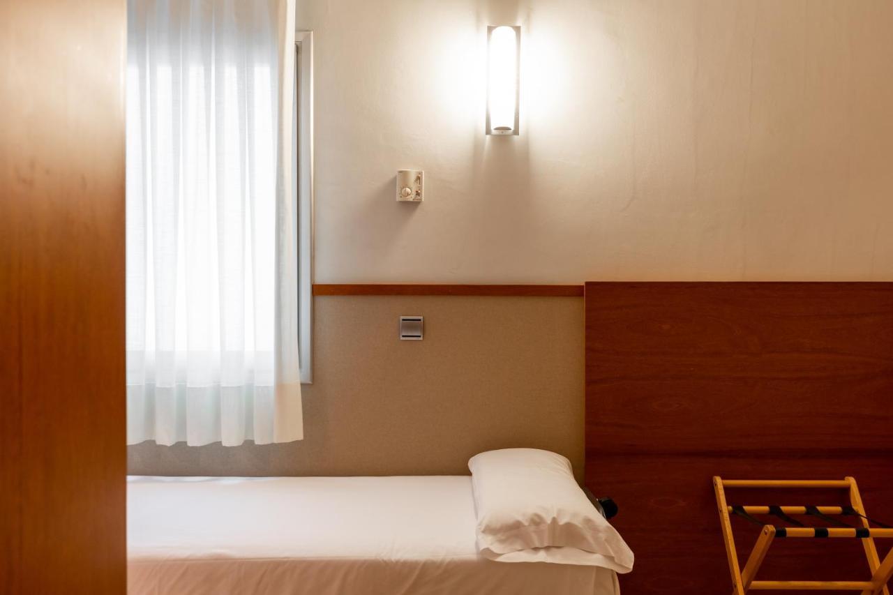 Double Room Extra Bed,1333699883:JPEG