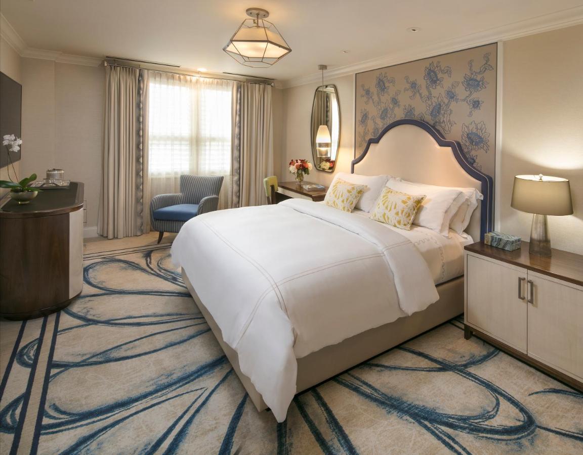 Deluxe Resort View Room King Bed