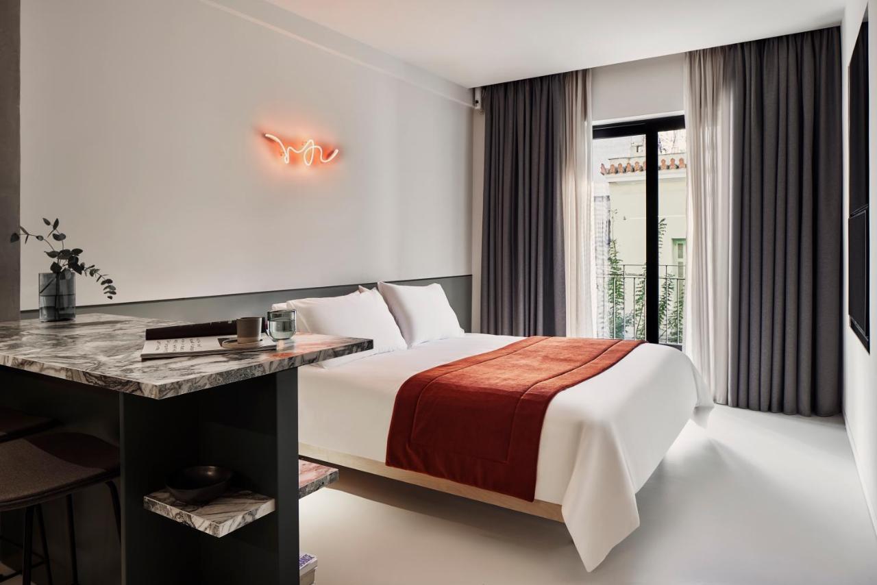 Deluxe Double Room with Balcony,1335336236:JPEG