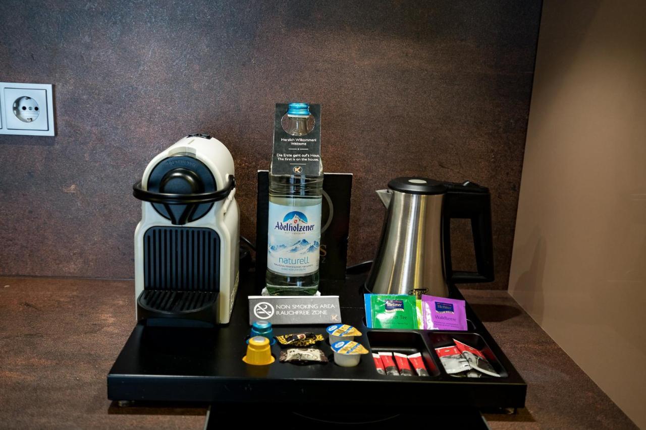 Deluxe Apartment with Balcony,1345386953:JPEG