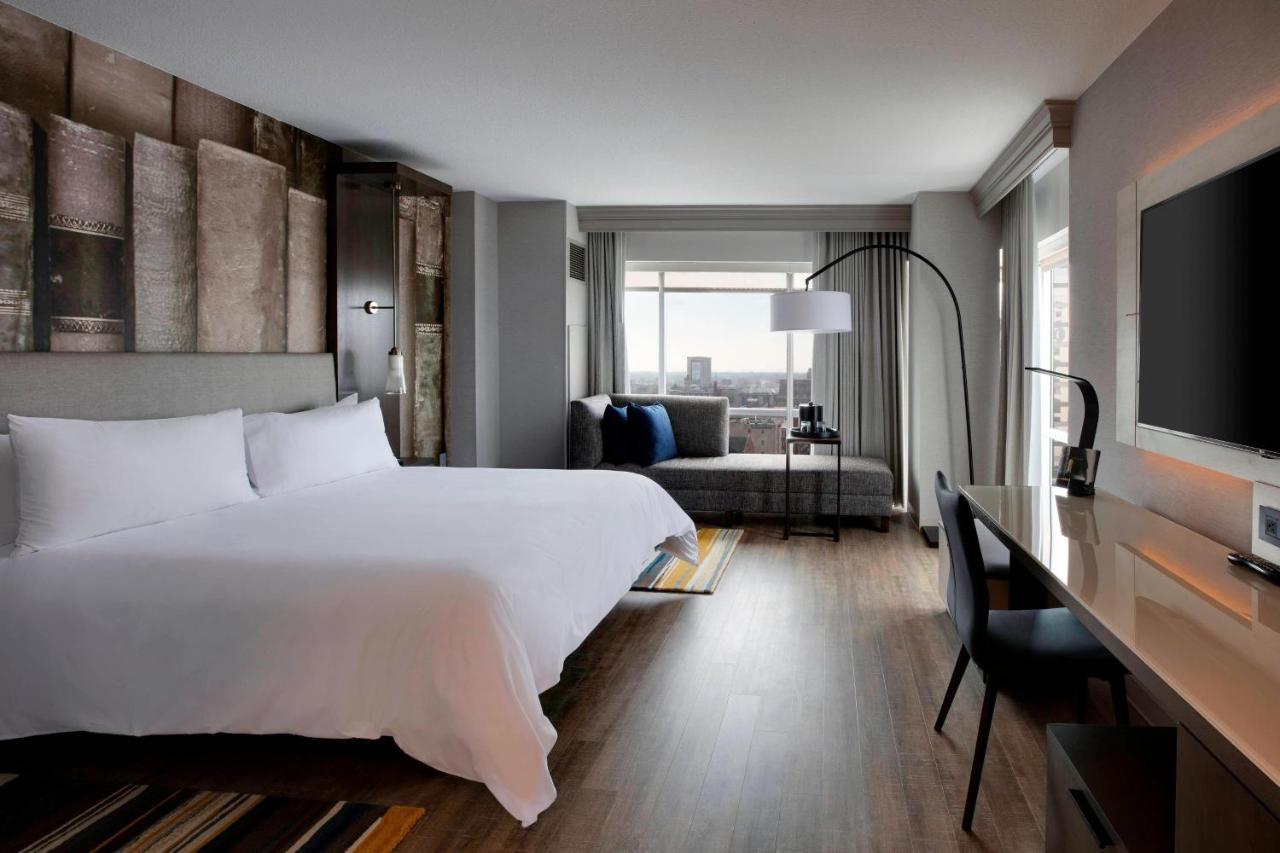1 King Bed Guest Room