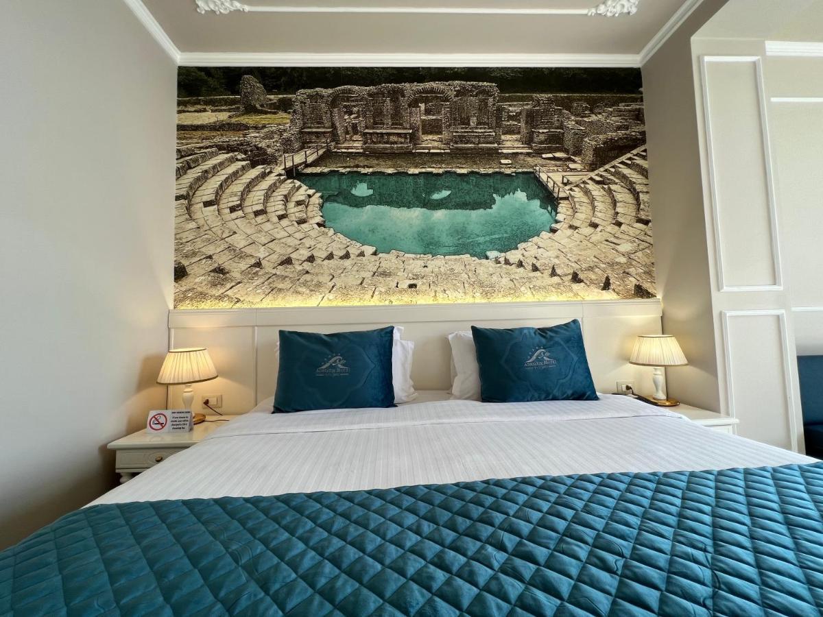 Executive King Room Sofa Bed