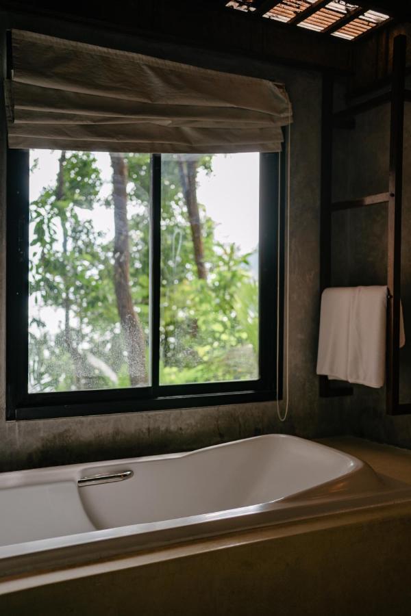 Grand Deluxe Cottage Partial Sea View