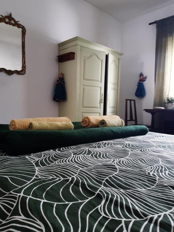 Double Room with Shared Bathroom,1352932948:JPEG