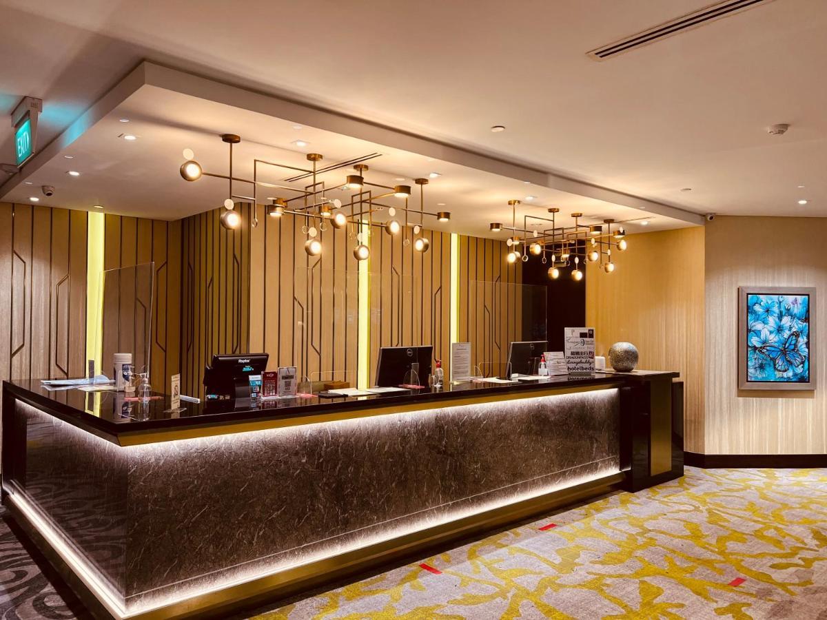 3 Hours Lounge Use Seated Sofa Chairs (NO BED) Check-in between 7AM to 7PM