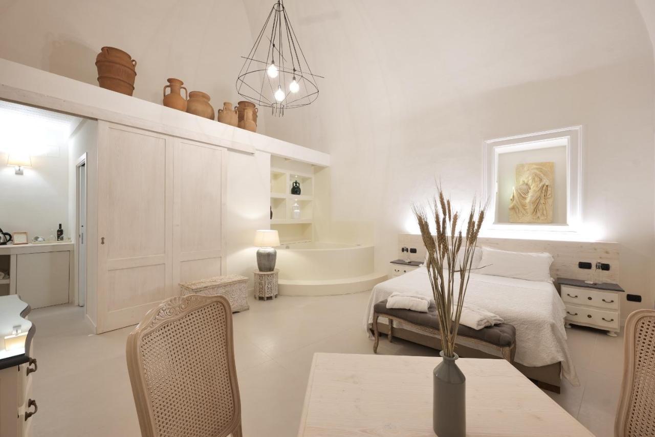 Suite avec Balcon et Baignoire Spa