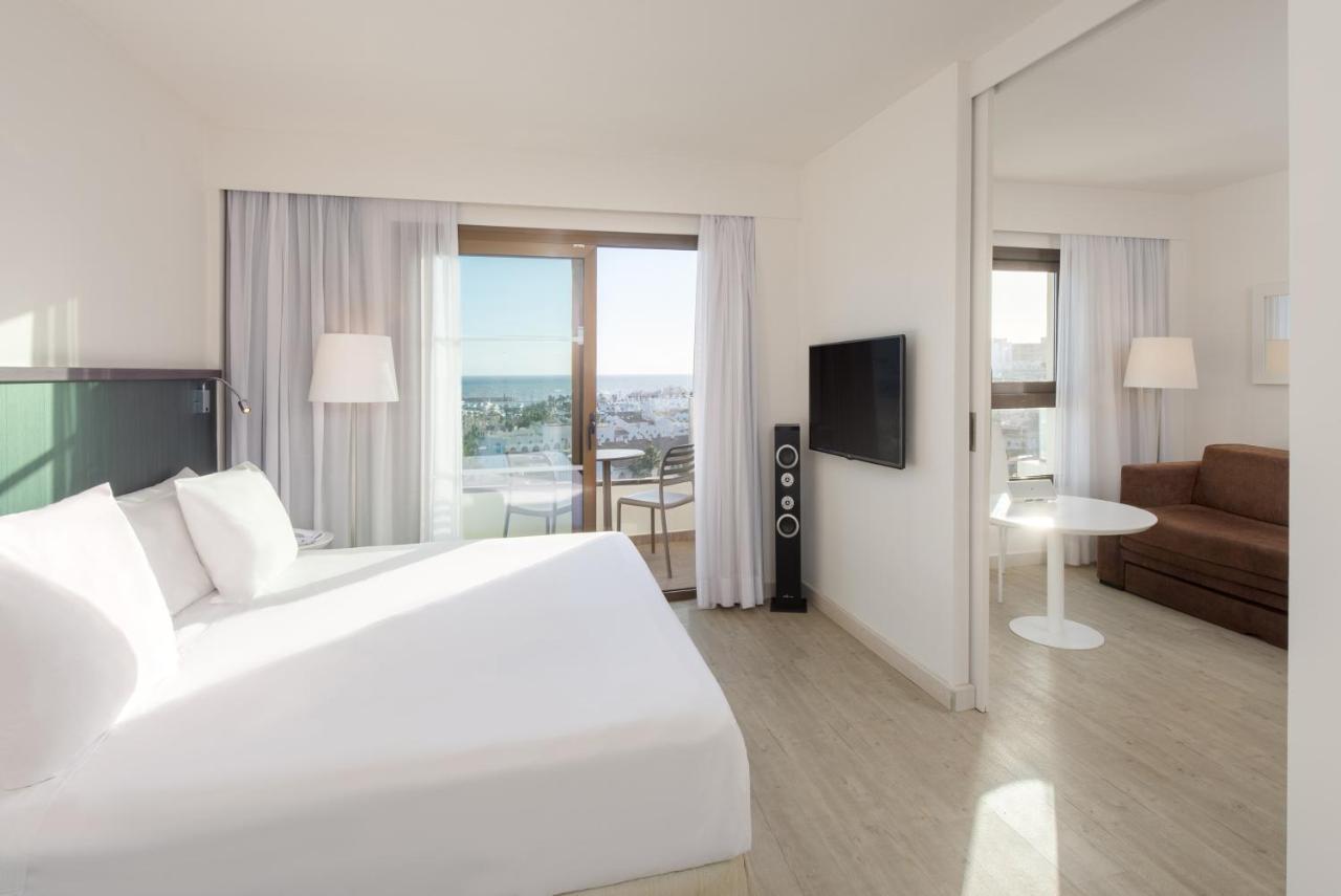 Suite Puerto Marina - Vue Latérale sur Mer