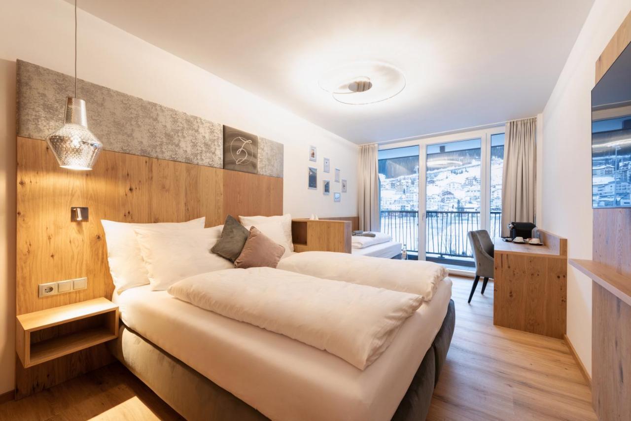 Deluxe Double Room Balcony