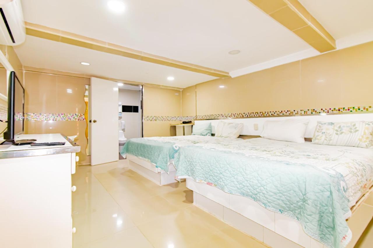 Double Room,1370929187:JPEG