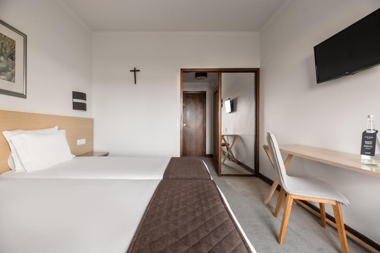 Standard Double or Twin Room,1370922650:JPEG