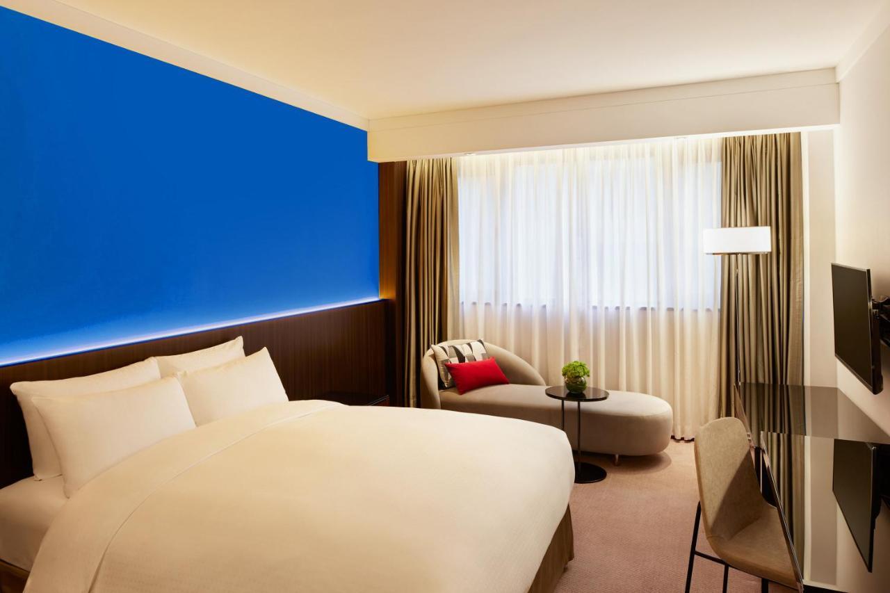 Premier Queen Room,1439726389:JPEG
