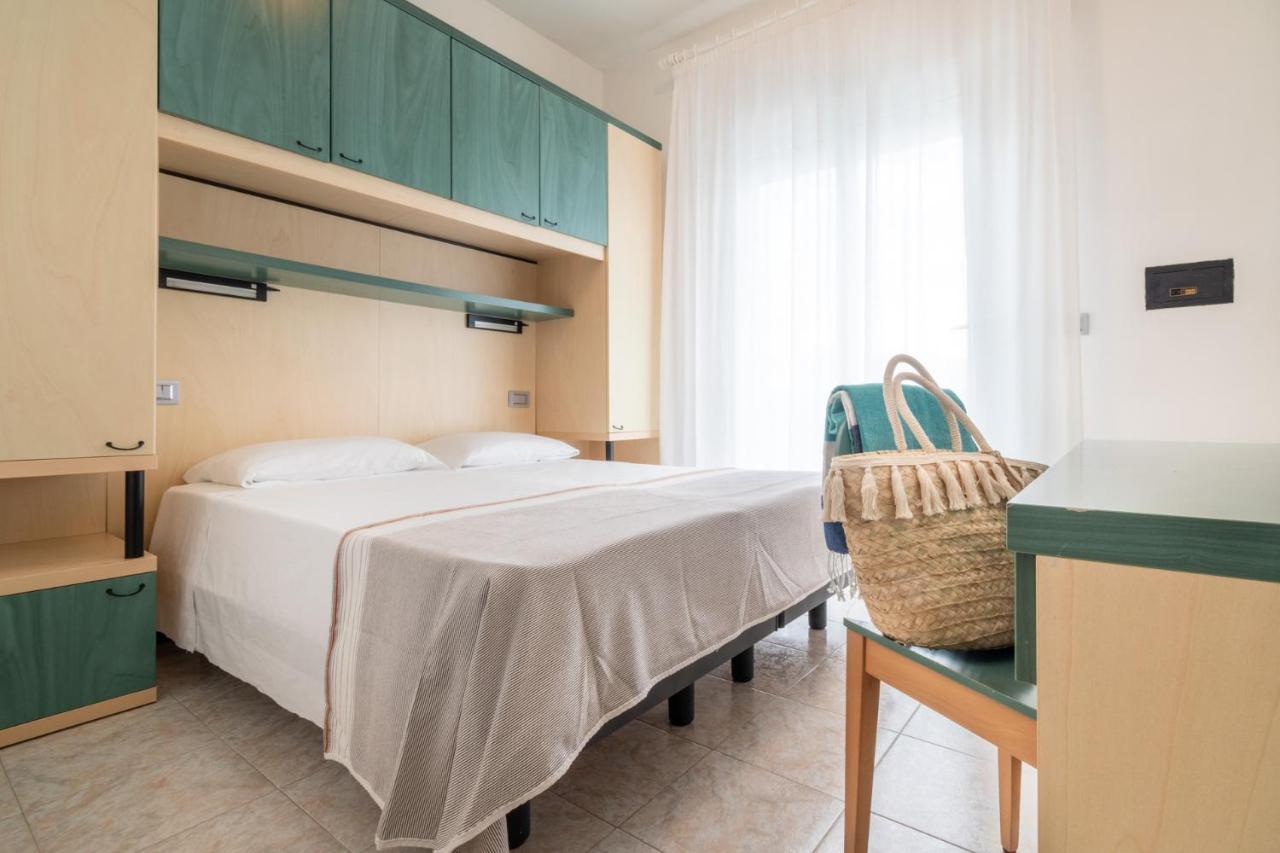 Double Room,1387980011:JPEG