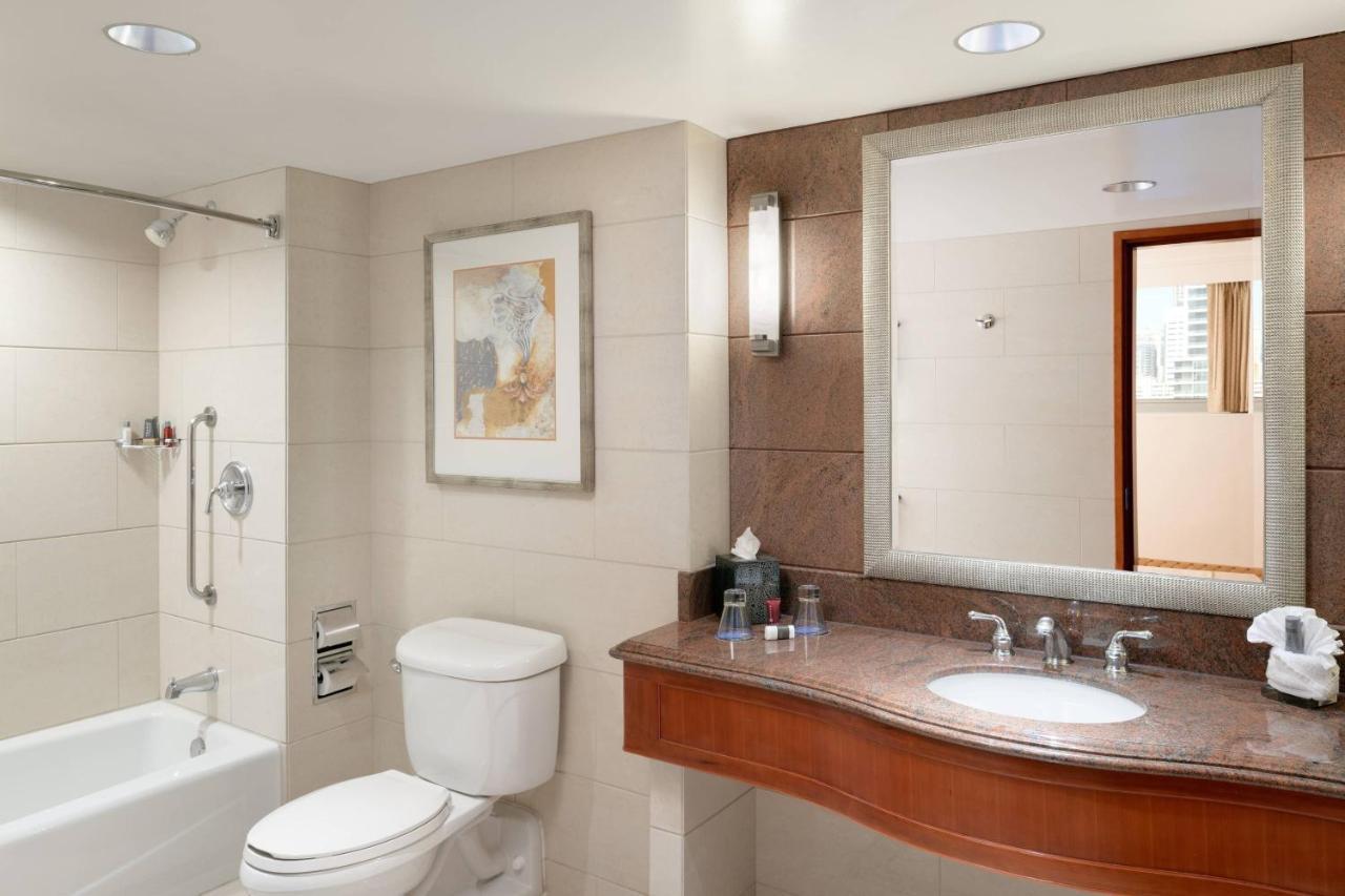 1 King, 1 Bedroom Junior Suite,1547787484:JPEG