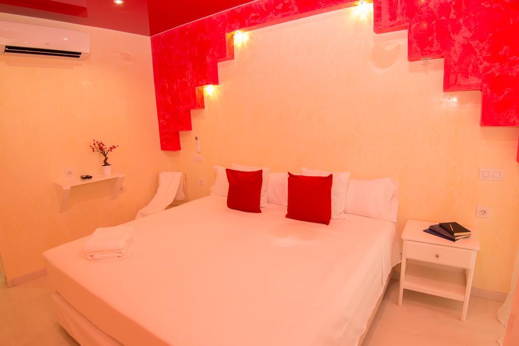 Superior Deluxe Double or Twin Room