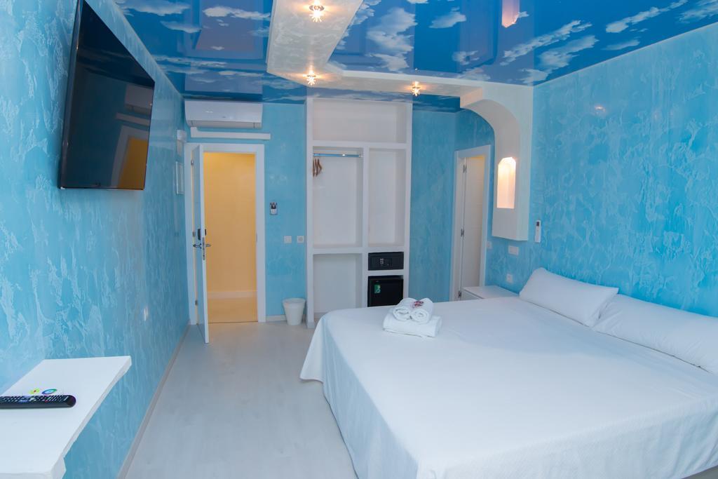 Superior Deluxe Double or Twin Room