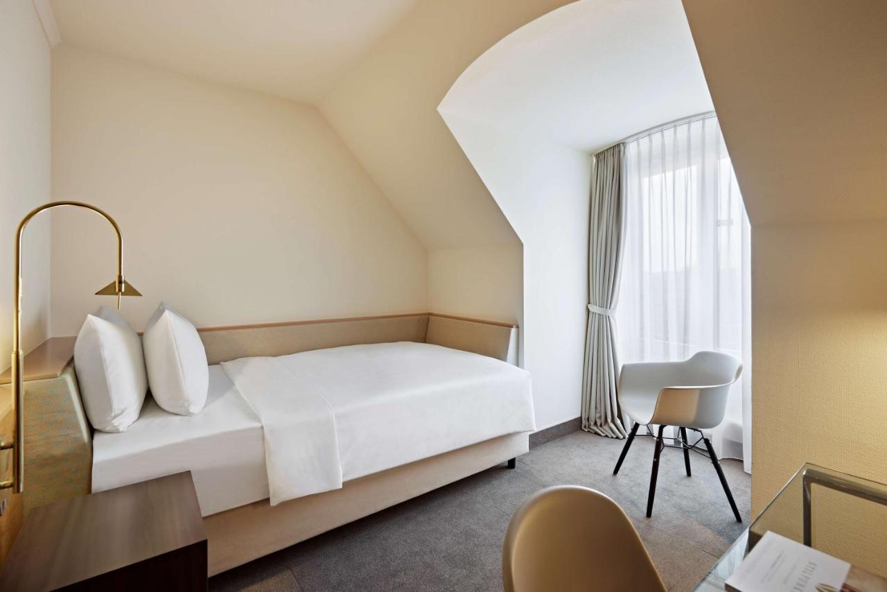 Single Room,1415450526:JPEG