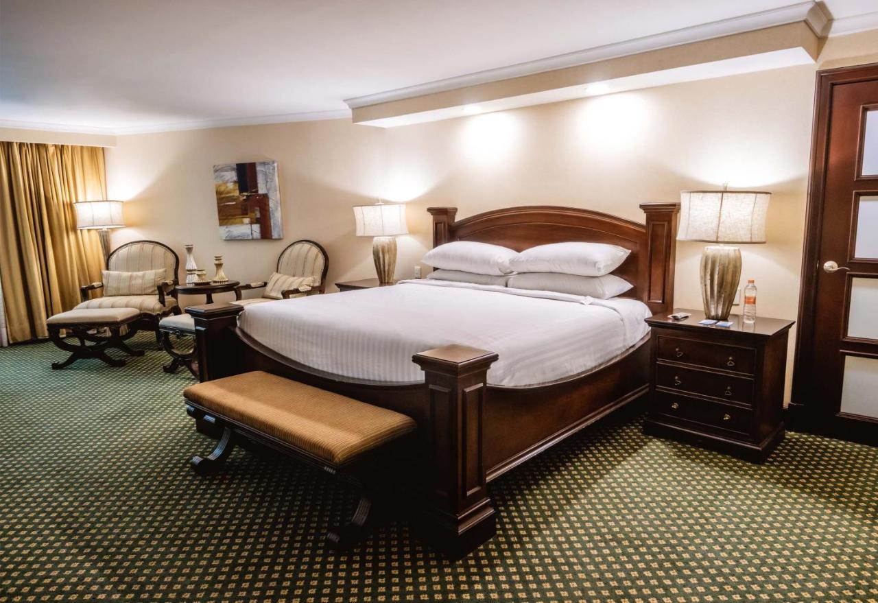 Executive lounge access 1 Bedroom Presidential Suite