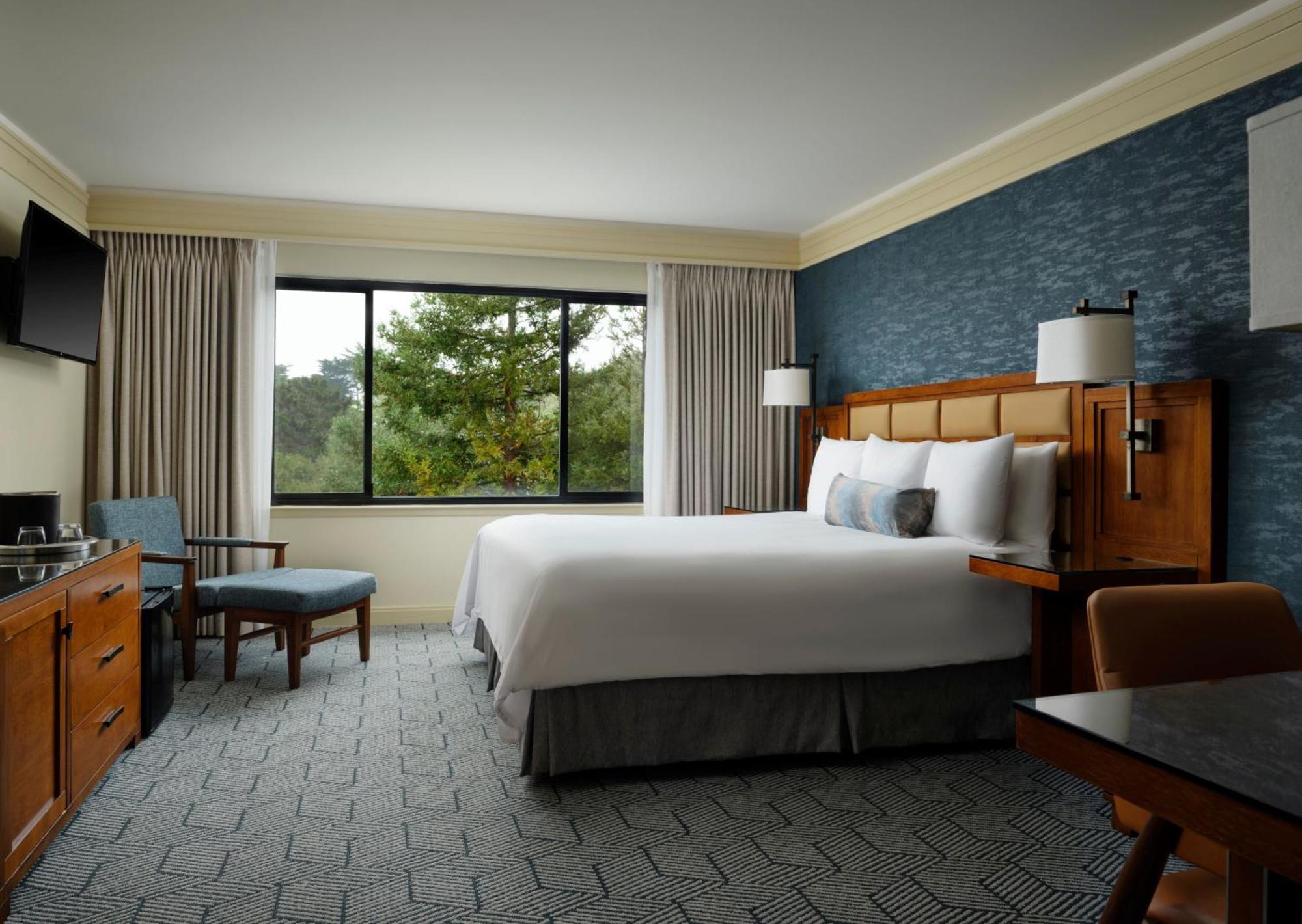 Deluxe King Room,1421592078:JPEG