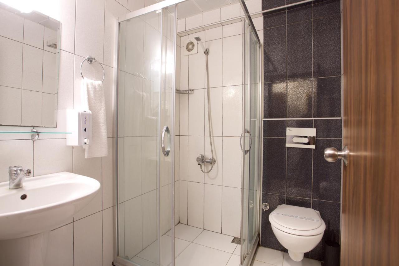 Standard Single Room,1419452481:JPEG