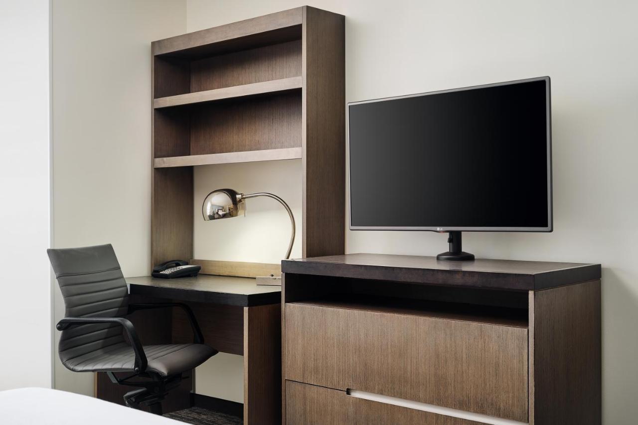 Kamer met 2 Queensize Bedden