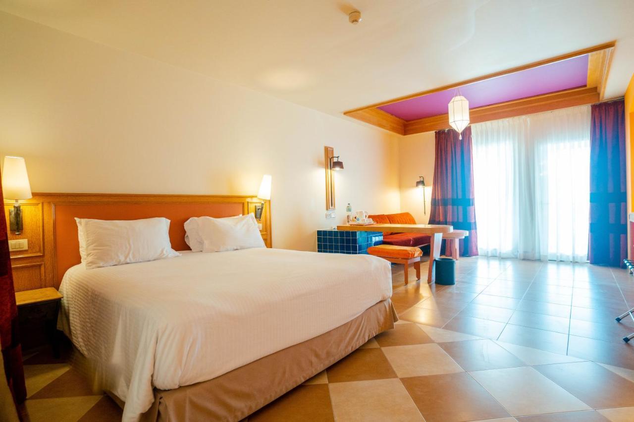  Habitación Estándar - 1 cama doble - Orientada hacia el jardín (ala Palm)