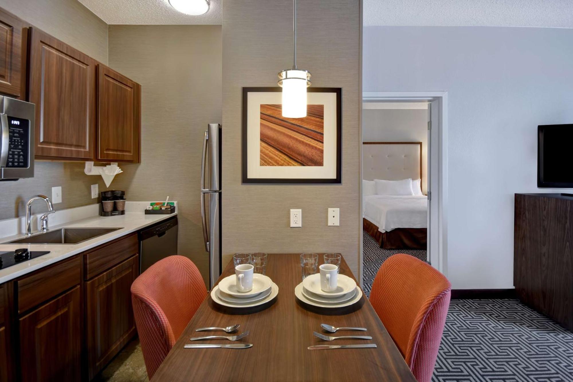 One-Bedroom King Suite Non-Smoking