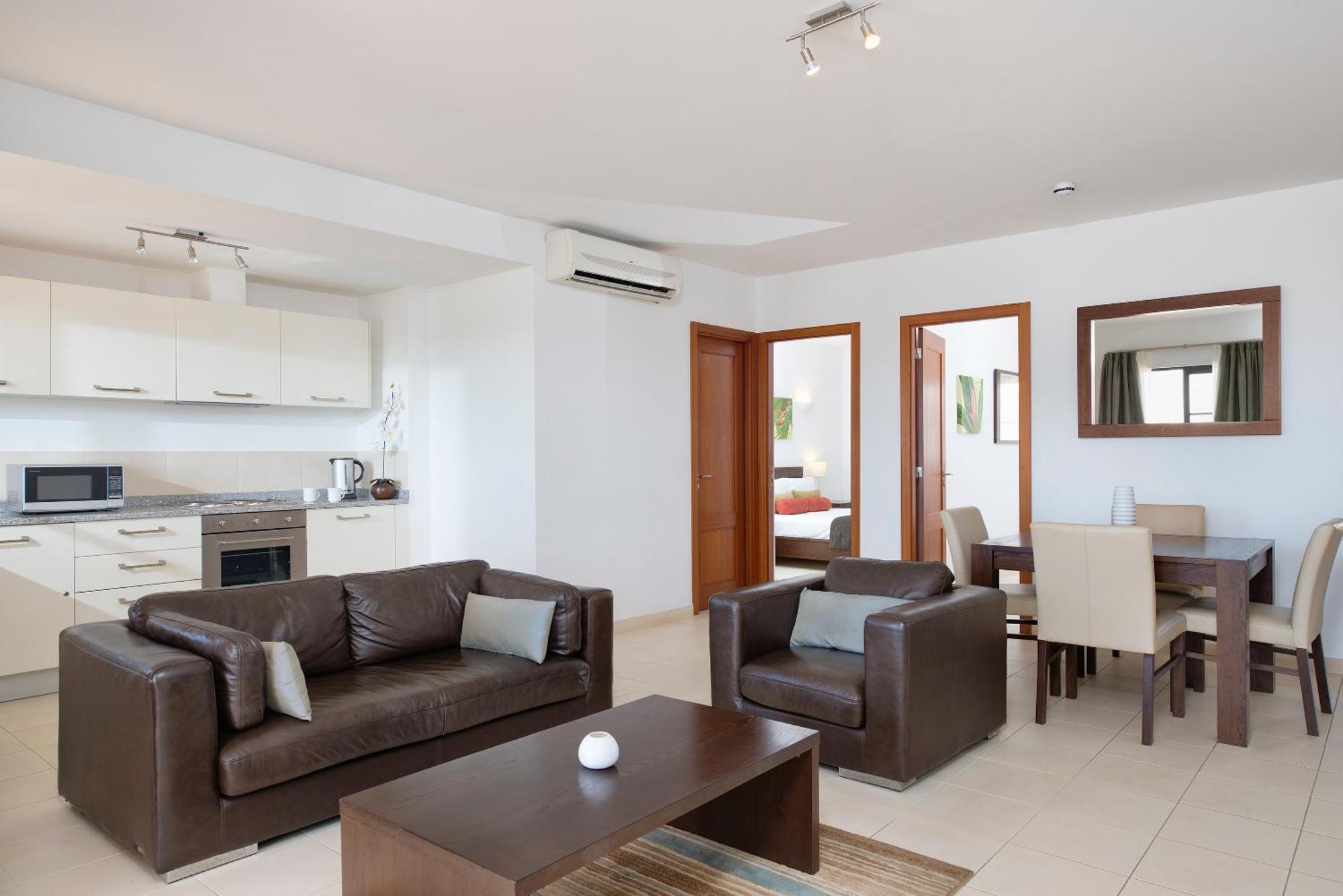 Two-Bedroom Suite,1435860103:JPEG