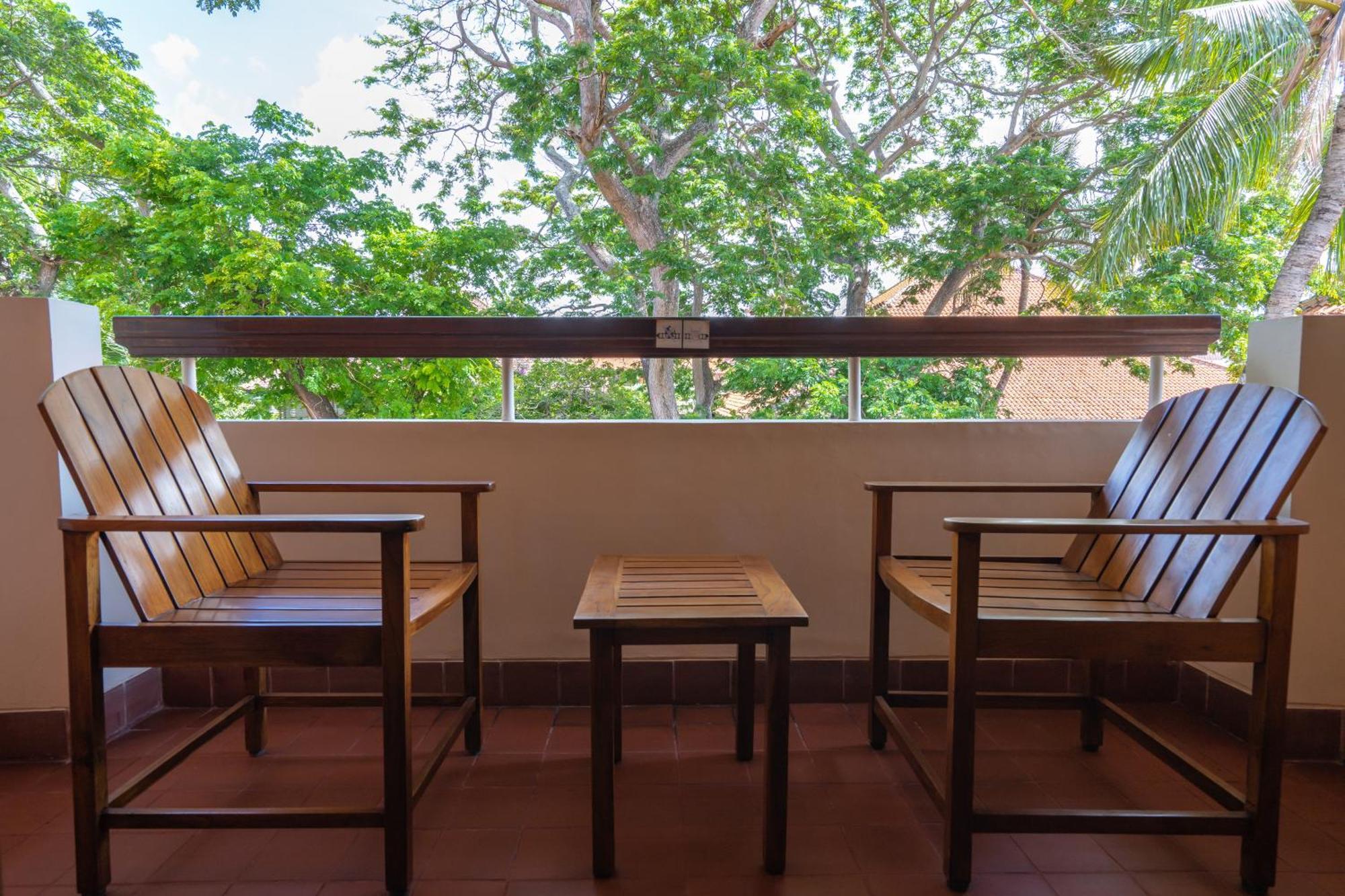 Deluxe Double or Twin Room Benefit