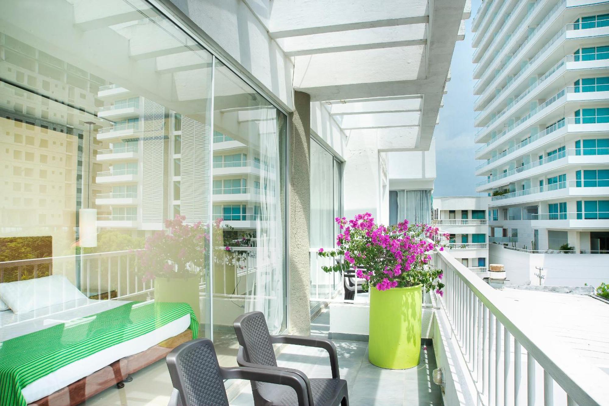Double Room with Balcony,1441542967:JPEG