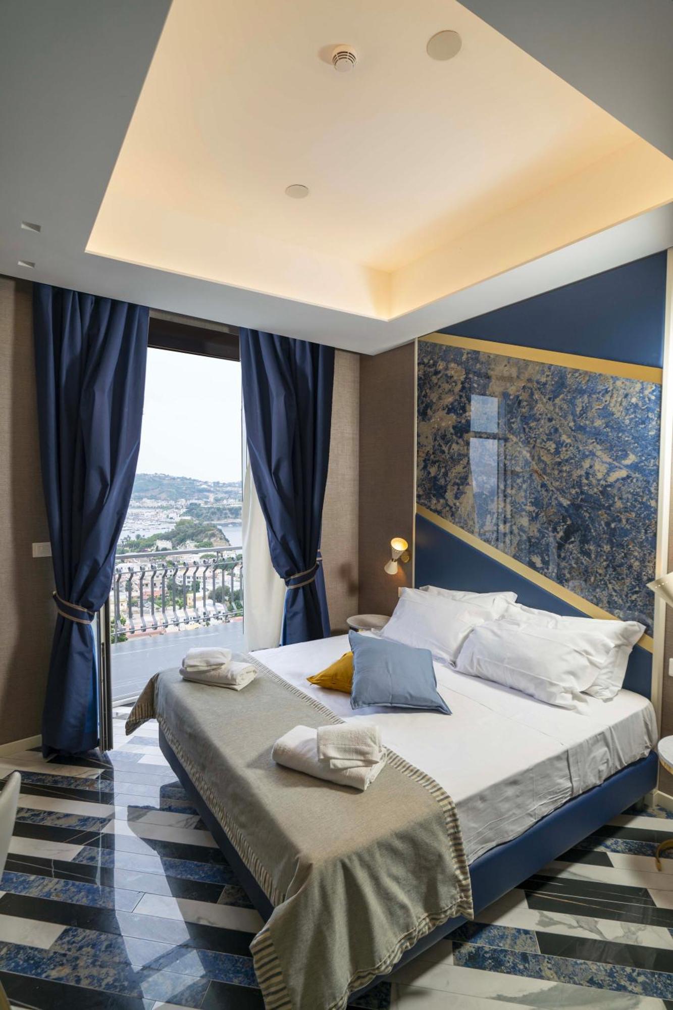 Superior Double Room with Sea View