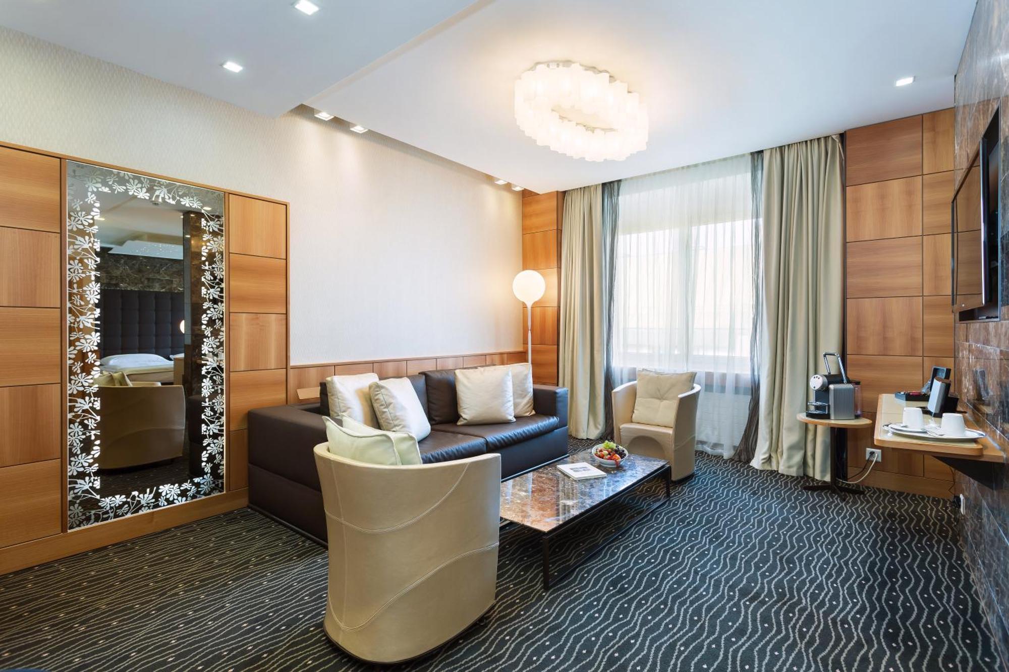 Junior Suite,1572622511:JPEG