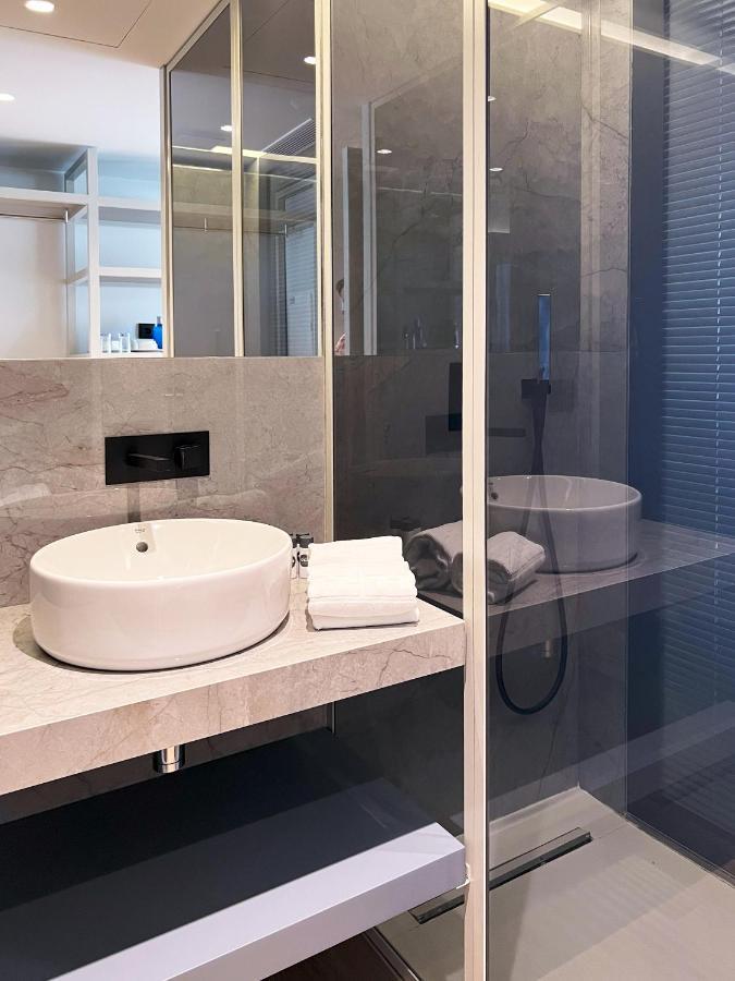 Double Room,1476539167:JPEG