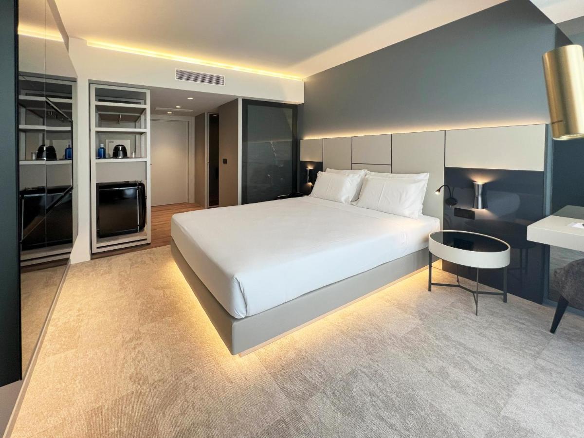 Quarto Duplo