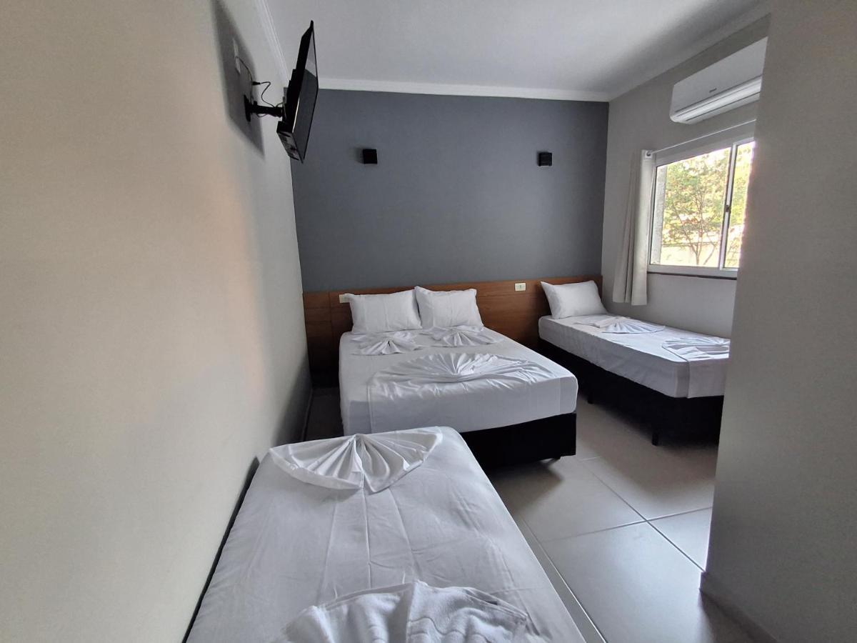 Quarto Duplo Família
